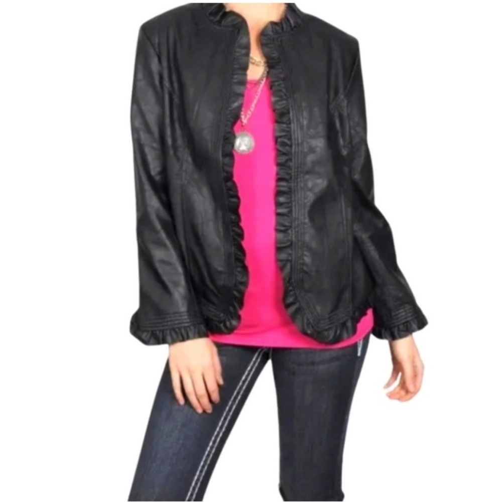 HOT IN HOLLYWOOD BLACK FAUX LEATHER BIKERCORE EDGY RUFFLE TRIM JACKET M